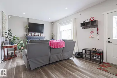 Interior photo 4 of 5113 53 AV