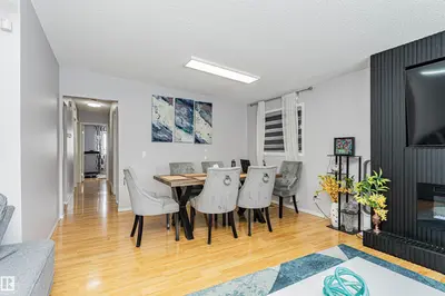 Interior photo 2 of 10412 39 AV NW