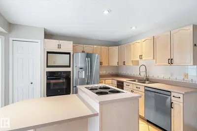Interior photo 3 of #4 90 LIBERTON DR