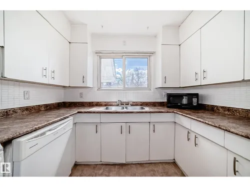 10837 65 AV NW, Edmonton - $519,885