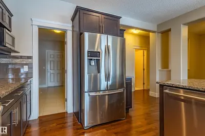 Interior photo 3 of 4906 Crabapple LN SW SW