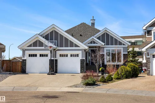 9055 24 AV SW, Edmonton - $988,000