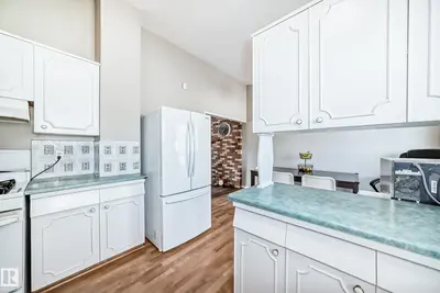 Interior photo 2 of 13419 70 ST NW