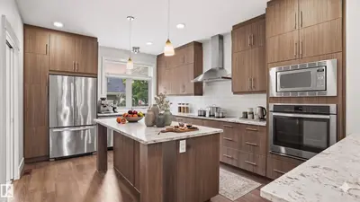 Interior photo 2 of 11002 University AV NW