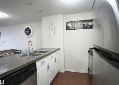 Interior photo 2 of #804 10160 114 ST NW