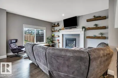 Interior photo 4 of 3721 Cherry LO SW
