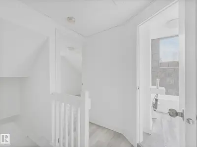 Interior photo 3 of 4322 53 ST
