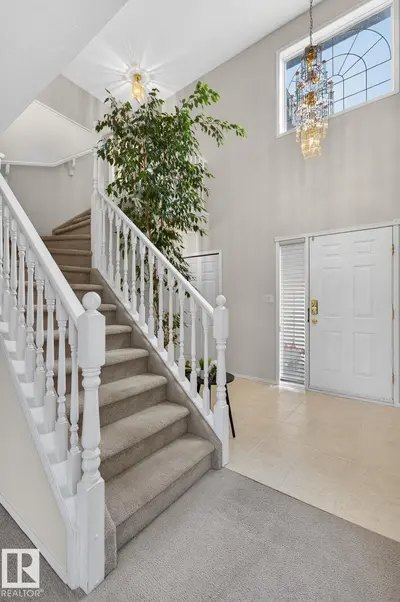 Interior photo 4 of 316 WILD ROSE WY NW