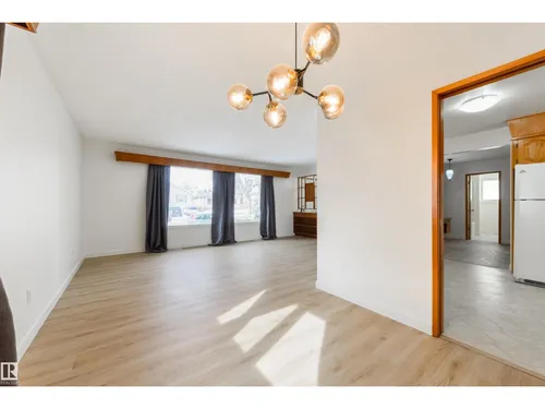 9613 151 ST NW, Edmonton - $450,000