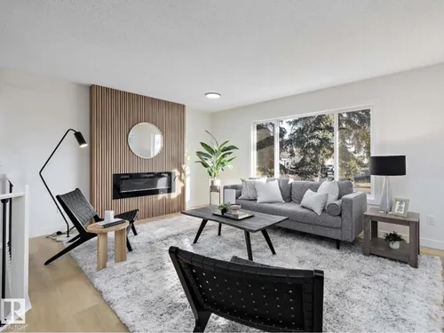 14736 122 ST NW, Edmonton - $435,000