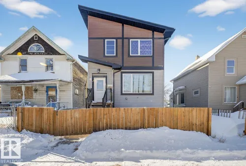 #2 11616 82 ST NW, Edmonton - $399,900