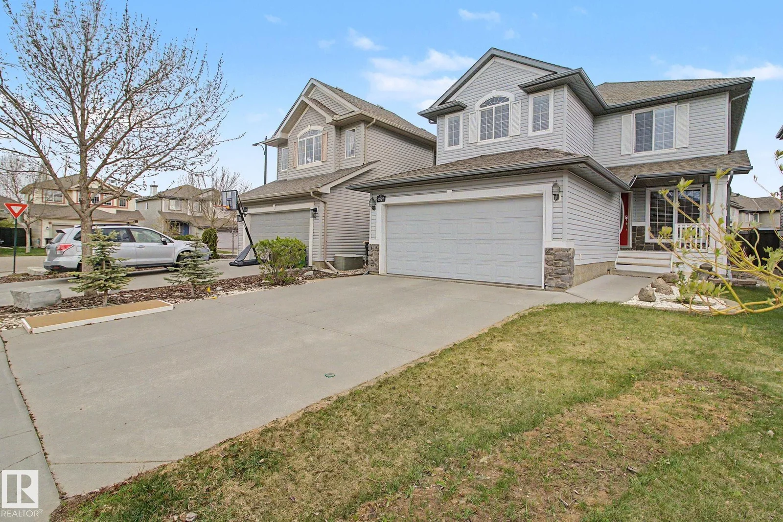 1922 ROBERTSON CR SW, Edmonton - 4 bedroom Detached Single Family for sale