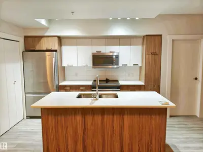 Interior photo 4 of #2505 10410 102 AV NW