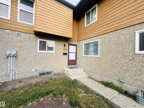 #24 3812 20 Avenue NW, Edmonton - $249,999