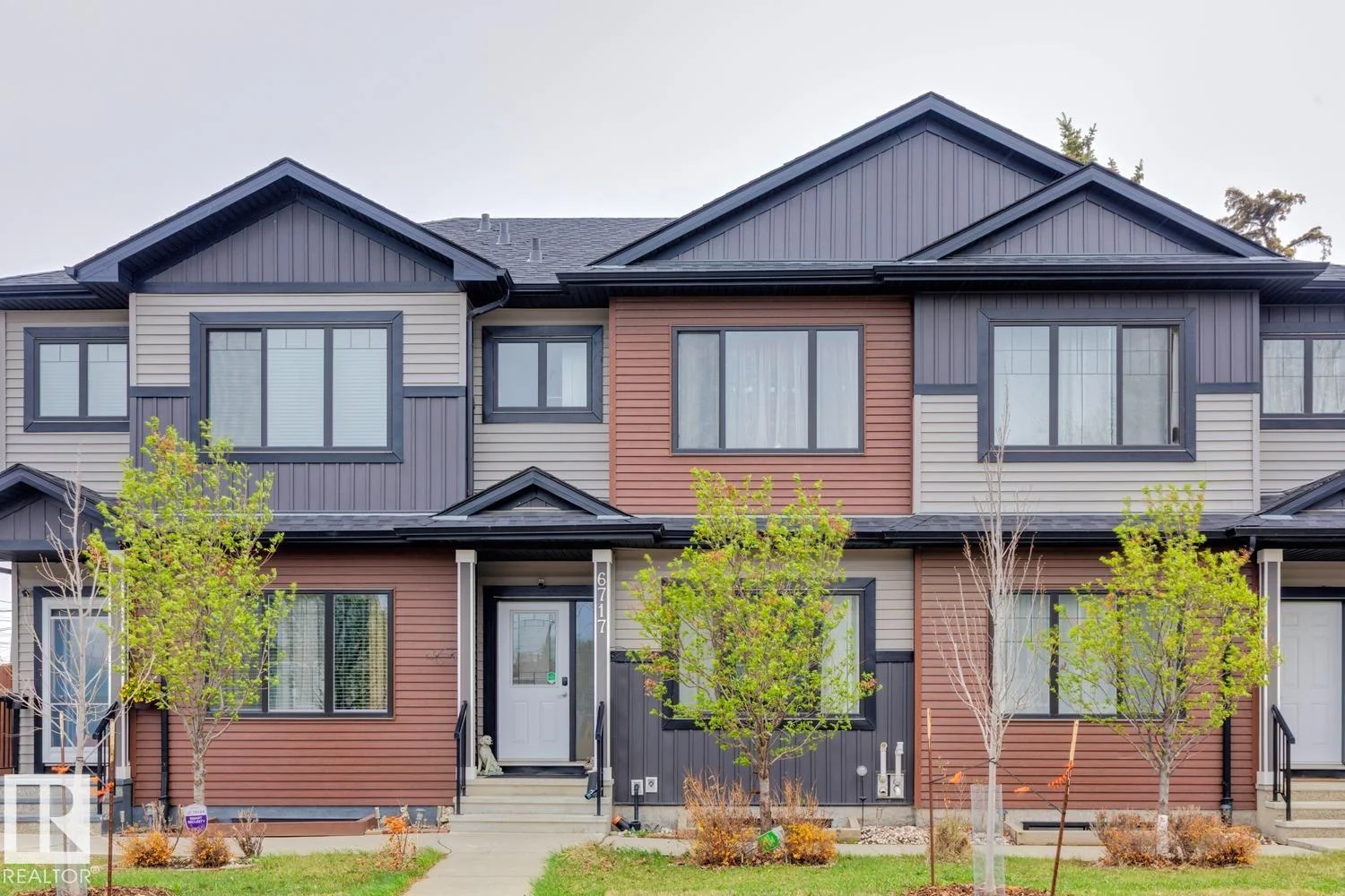 6717 127 AV NW, Edmonton - 2 bedroom Residential Attached for sale
