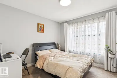 Interior photo 4 of 6717 127 AV NW