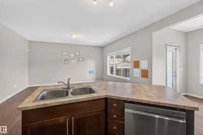 Interior photo 4 of 4723 ALWOOD BEND SW SW