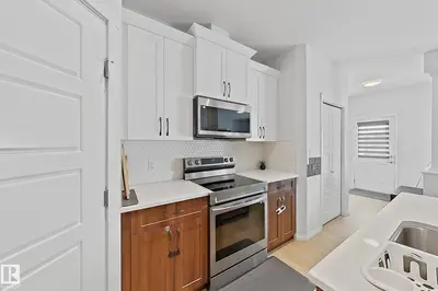 Interior photo 2 of 1231 WATT DR SW