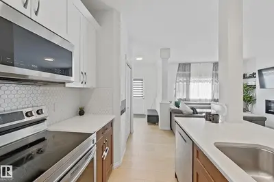 Interior photo 4 of 1231 WATT DR SW