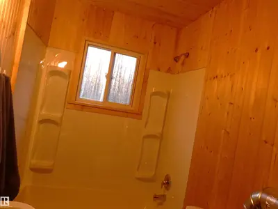 Interior photo 4 of 307 Willow PL