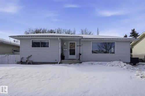 14704 61A ST NW, Edmonton - $400,000