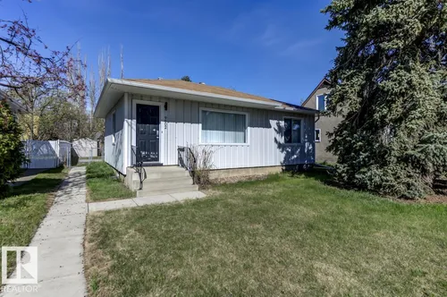9602 90 ST NW, Edmonton - $435,000