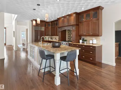 Interior photo 2 of 5407 109 ST NW