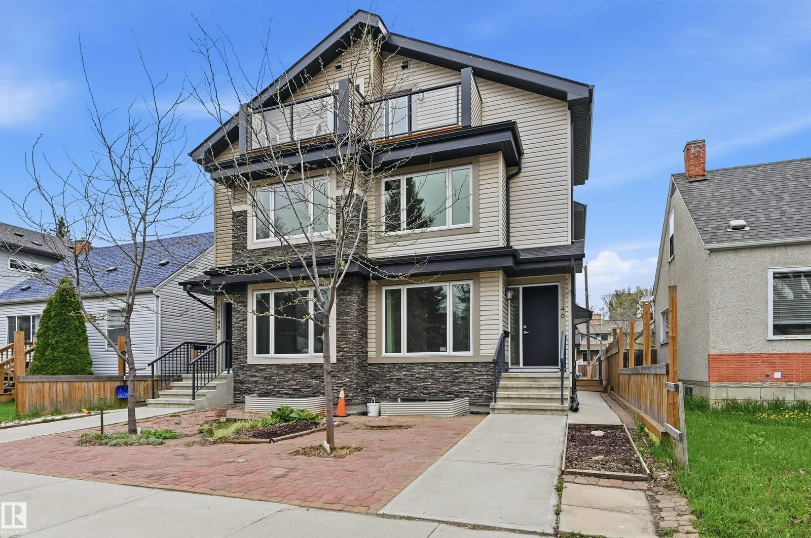 11146 78 AV NW, Edmonton - 5 bedroom Duplex for sale