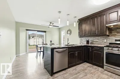 Interior photo 2 of 91 Westmews DR