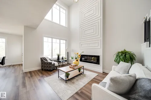 8808 183 AV NW, Edmonton - $682,500