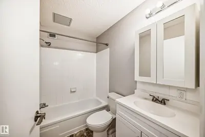 Interior photo 3 of #1404 11307 99 AV NW