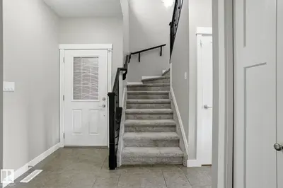 Interior photo 2 of #16 94 LONGVIEW DR