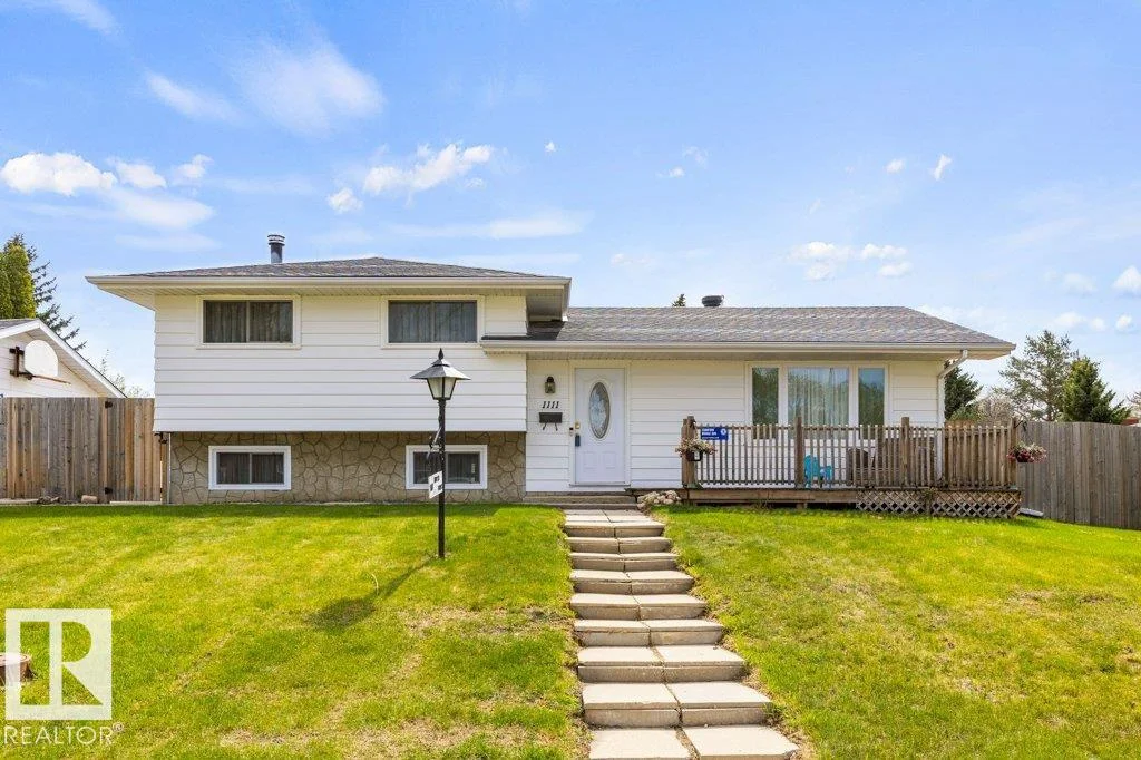 1111 MOYER DR, Sherwood Park - 4 bedroom Detached Single Family for sale