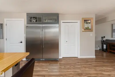 Interior photo 3 of 8122 92A AV