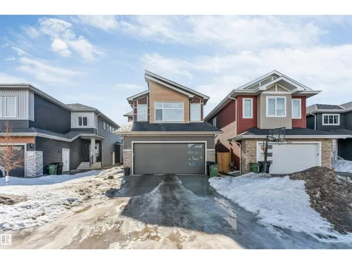 1531 151 AV NW, Edmonton - $779,000