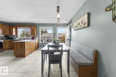 Interior photo 2 of 4104 43 ST