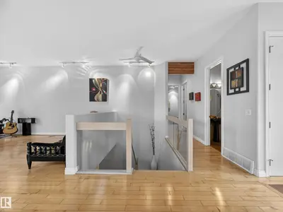 Interior photo 2 of 569 BUTTERWORTH WY NW