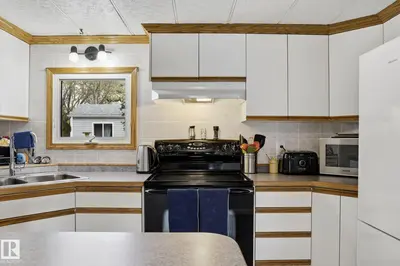 Interior photo 4 of 126 53222 Range Road 272