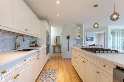 Interior photo 1 of #303 20 GRANGE DR