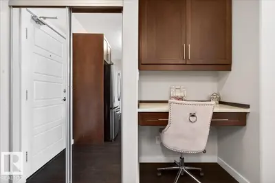 Interior photo 2 of #205 507 ALBANY WY NW