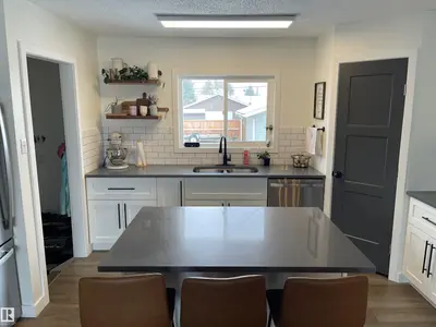 Interior photo 1 of 5221 53 AV