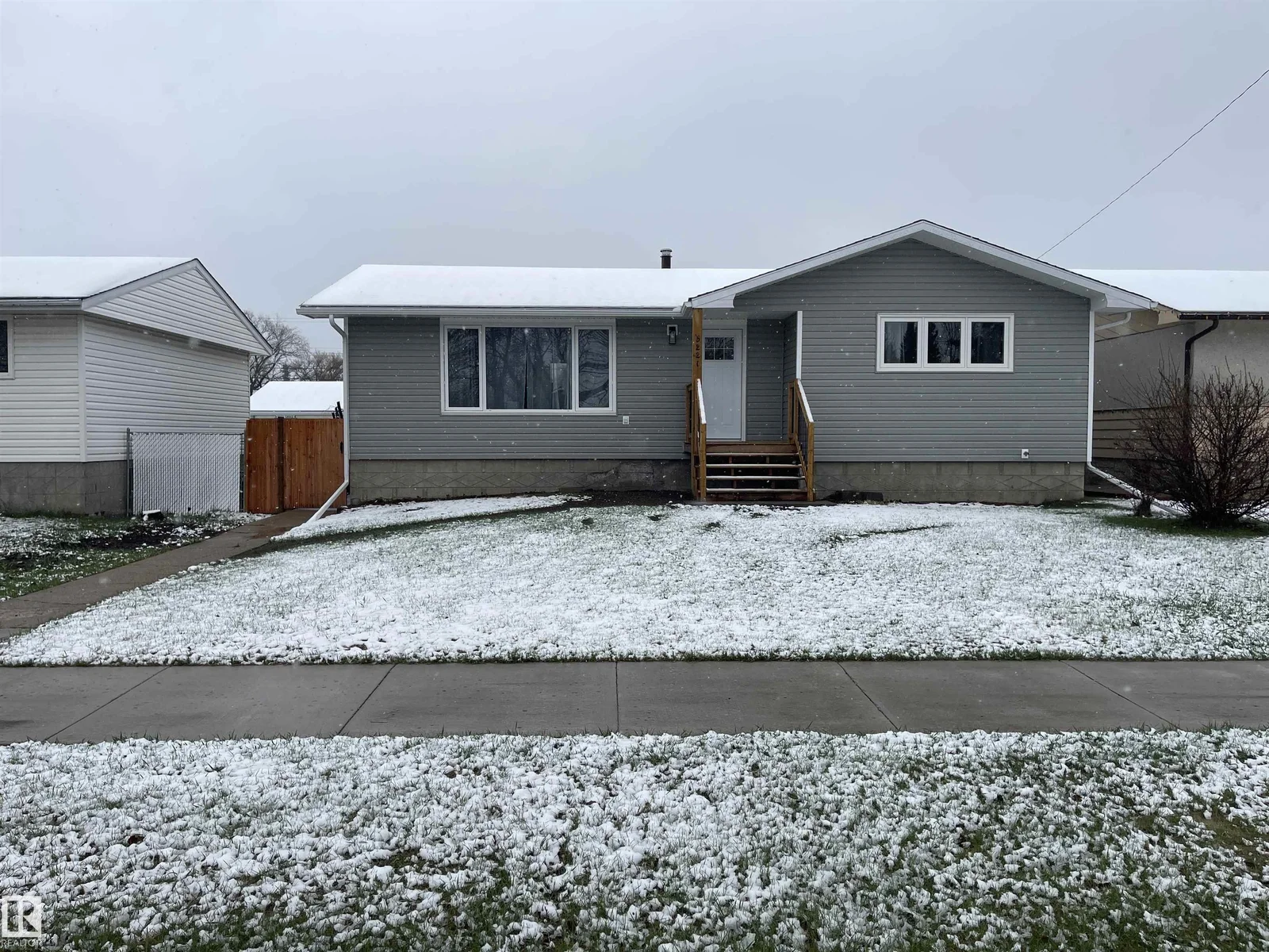 5221 53 AV, St. Paul Town - 5 bedroom Detached Single Family for sale
