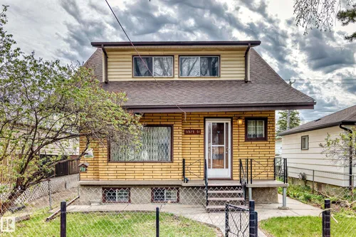 11929 91 ST NW, Edmonton - $295,000