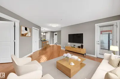 Interior photo 4 of #311 3719 WHITELAW LN NW