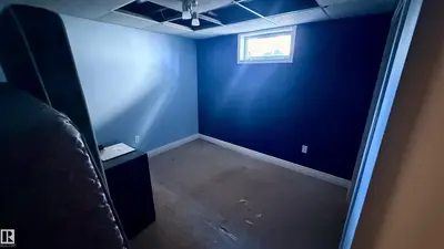 Interior photo 3 of 165 540073 175