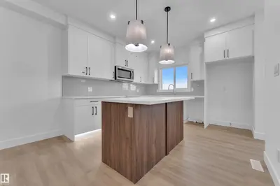 Interior photo 4 of 4211 63 ST