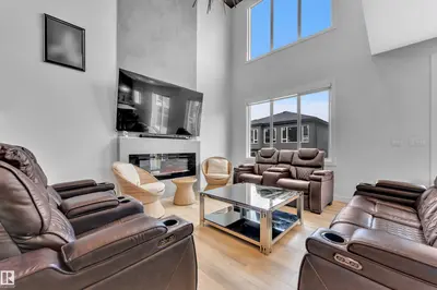 Interior photo 4 of 5722 KOOTOOK WY SW