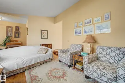 Interior photo 2 of 42 HAWKINS CR