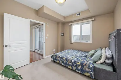 Interior photo 4 of #904 9707 106 ST NW