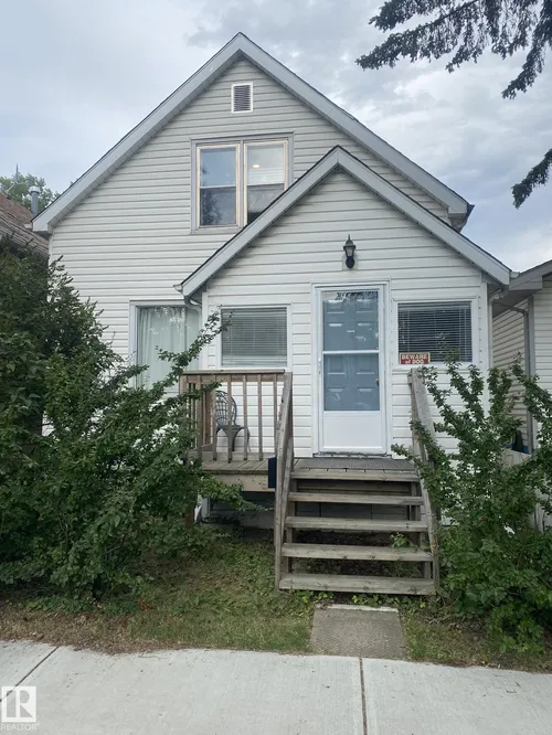 12811 121 ST NW, Edmonton - $215,000